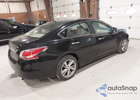 2015 Nissan Altima 2.5 Sl z USA, uszkodzony, nr VIN 1N4AL3AP2FC212565